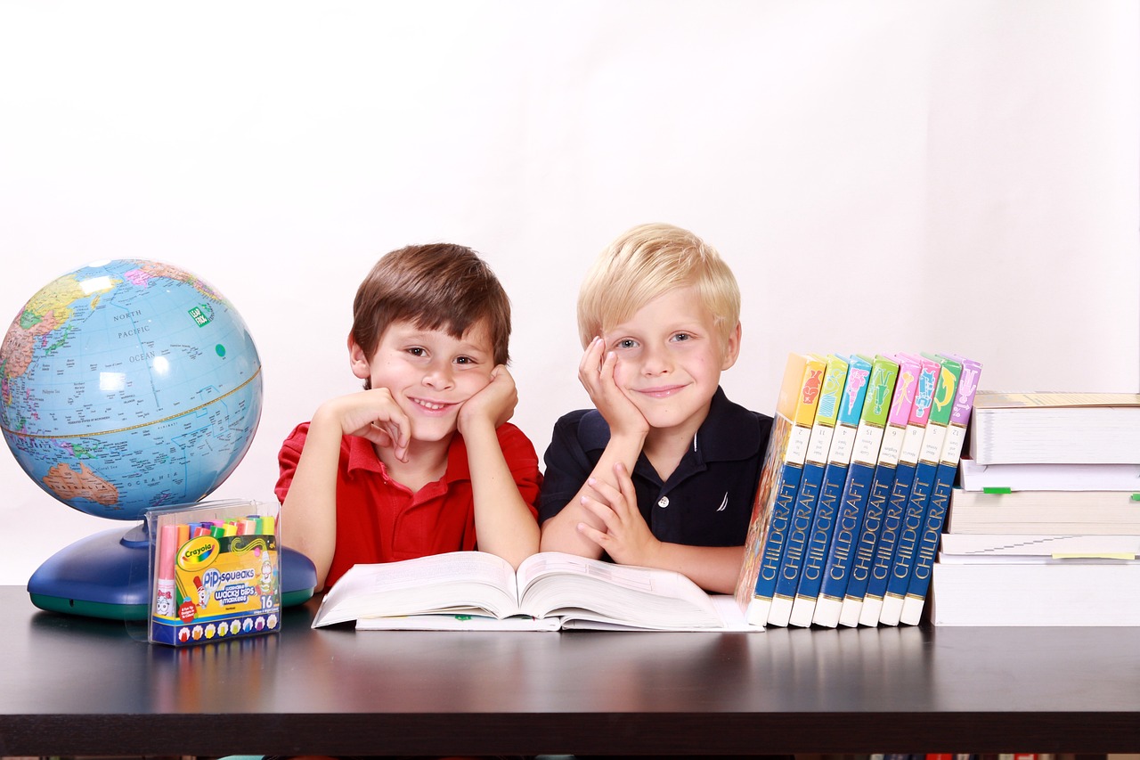 découvrez l'importance de l'éducation dans notre société moderne. explorez les différentes méthodes d'apprentissage, les enjeux éducatifs et les opportunités de développement personnel offertes par l'éducation tout au long de la vie.