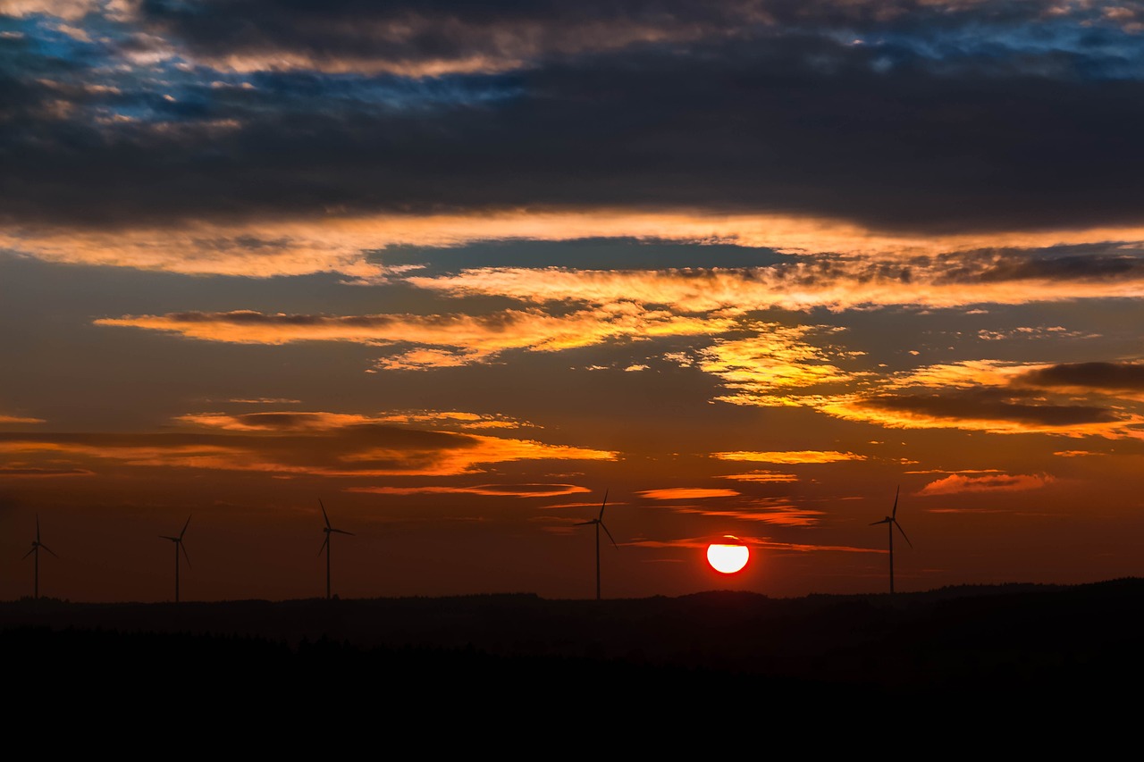 découvrez l'univers de l'énergie renouvelable : une alternative durable et écologique pour un avenir plus vert. apprenez-en plus sur les différentes sources d'énergie renouvelable, leurs avantages, et comment elles contribuent à la lutte contre le changement climatique.
