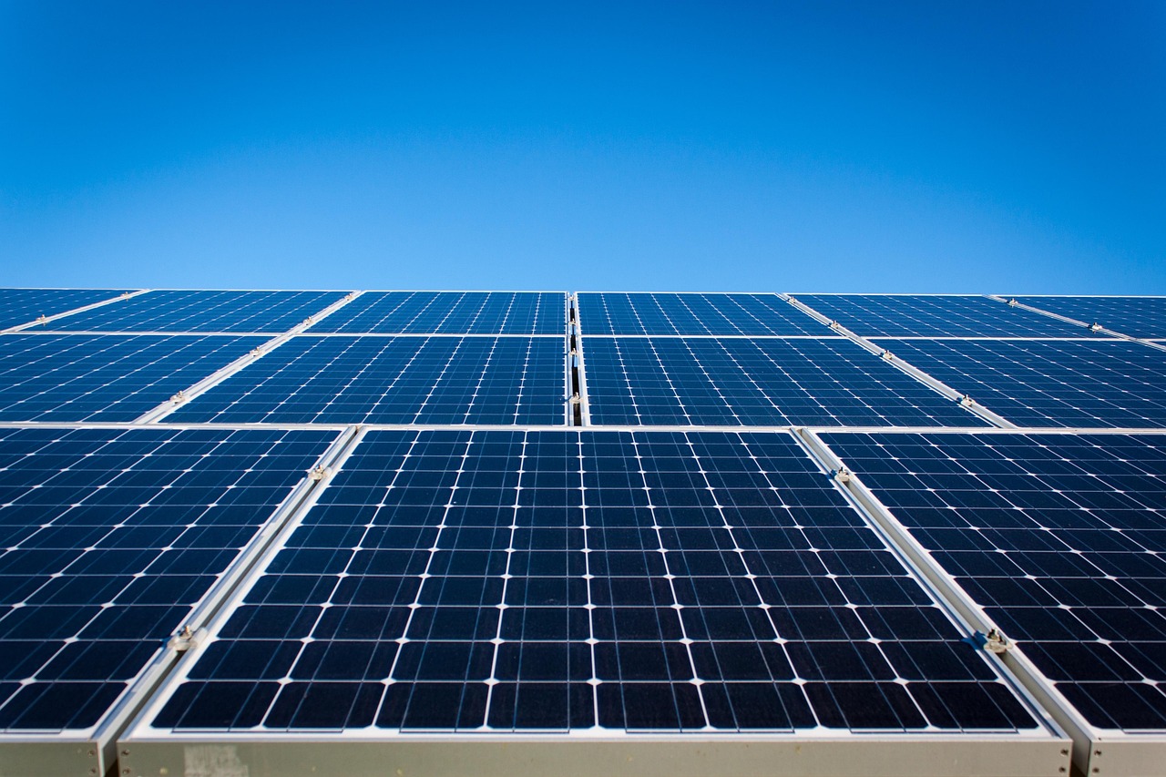 Polyvantis s’implante en Allemagne avec l’énergie solaire, diminuant son empreinte carbone de plus de 750 tonnes annuellement