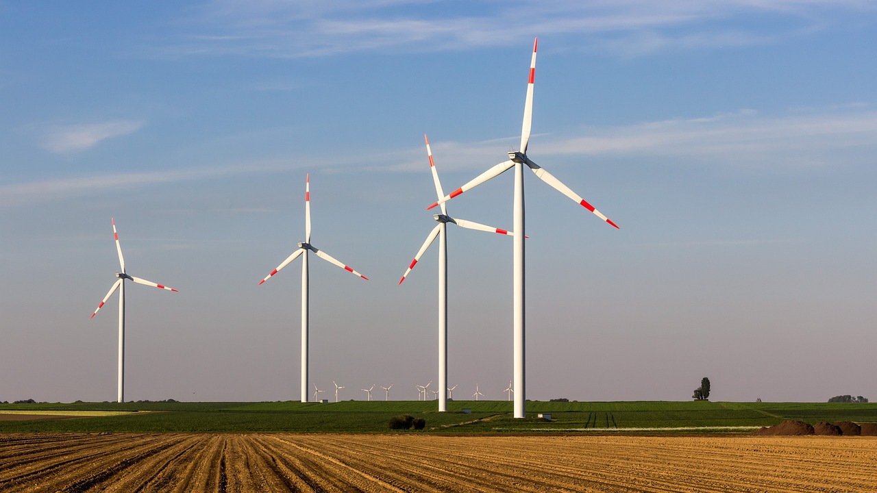 Transition énergétique : ce que la Cour des comptes dévoile sur les dérives liées à la fermeture des centrales
