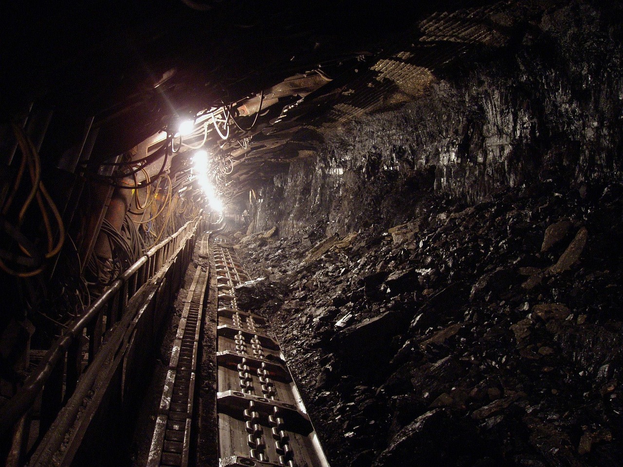 Tragédie dans une mine de charbon en Chine : une explosion de gaz cause au moins 82 décès et fait neuf blessés